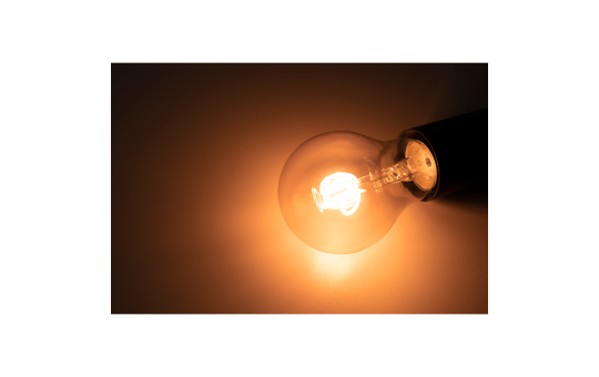 LED Filament Glühlampe McShine ''Retro'' E27, 2W, 160lm, warmweiß, goldenes Glas