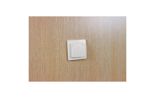 Schutzkontakt-Steckdose McPower ''Flair'', 250V~/16A, UP, IP44, weiß, 12er-Pack