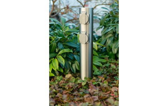 Außensteckdose 4-Fach, IP44, Edelstahl V2A, Ø118x470mm, 3680W/ 16A