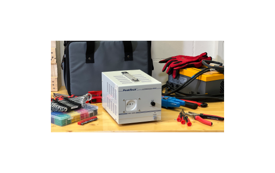Trenntransformator PeakTech ''P 2240'' 230V AC, 2,5A, 500W, galvanische Trennung