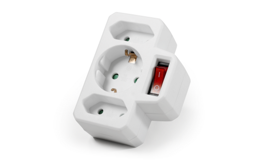 Steckdosenadapter McPower, 1x Schutzkontakt, 2x Euro, mit Schalter